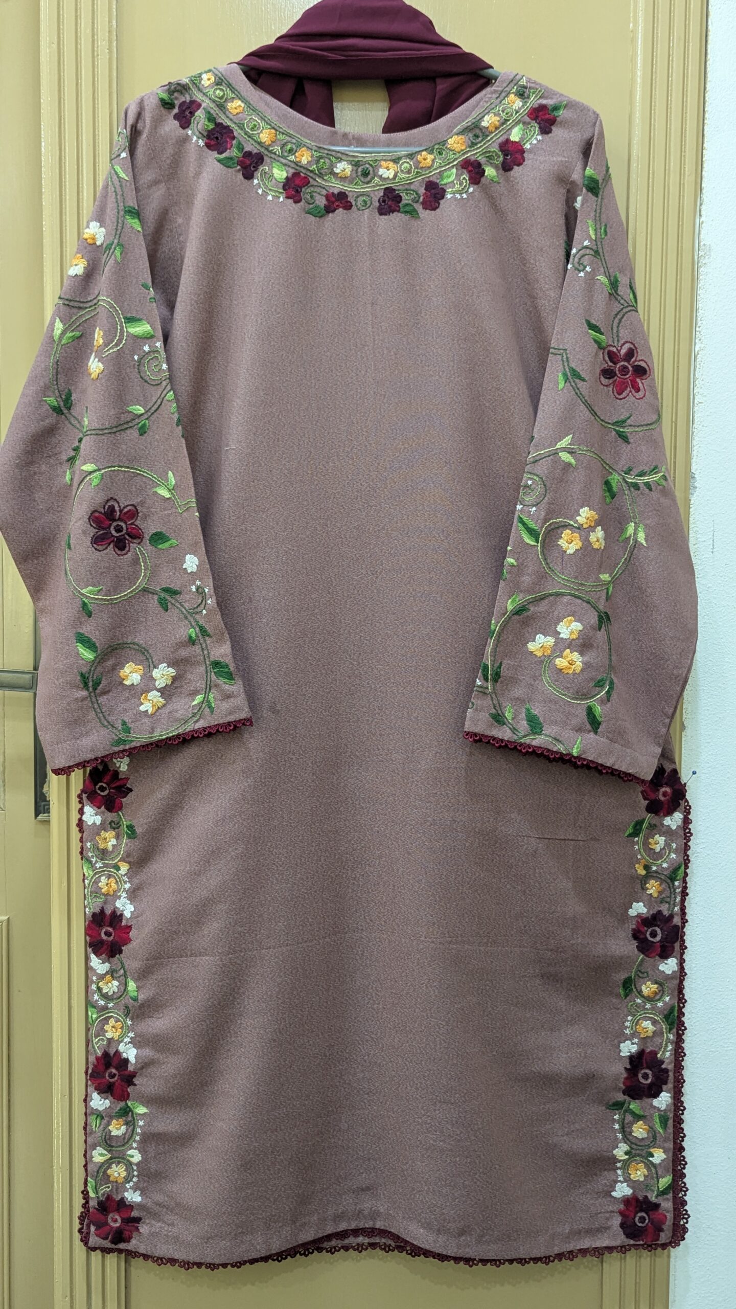 PXL_20260304_102724254.jpg Elegant Hand-Embroidered Lawn Karandi Outfit