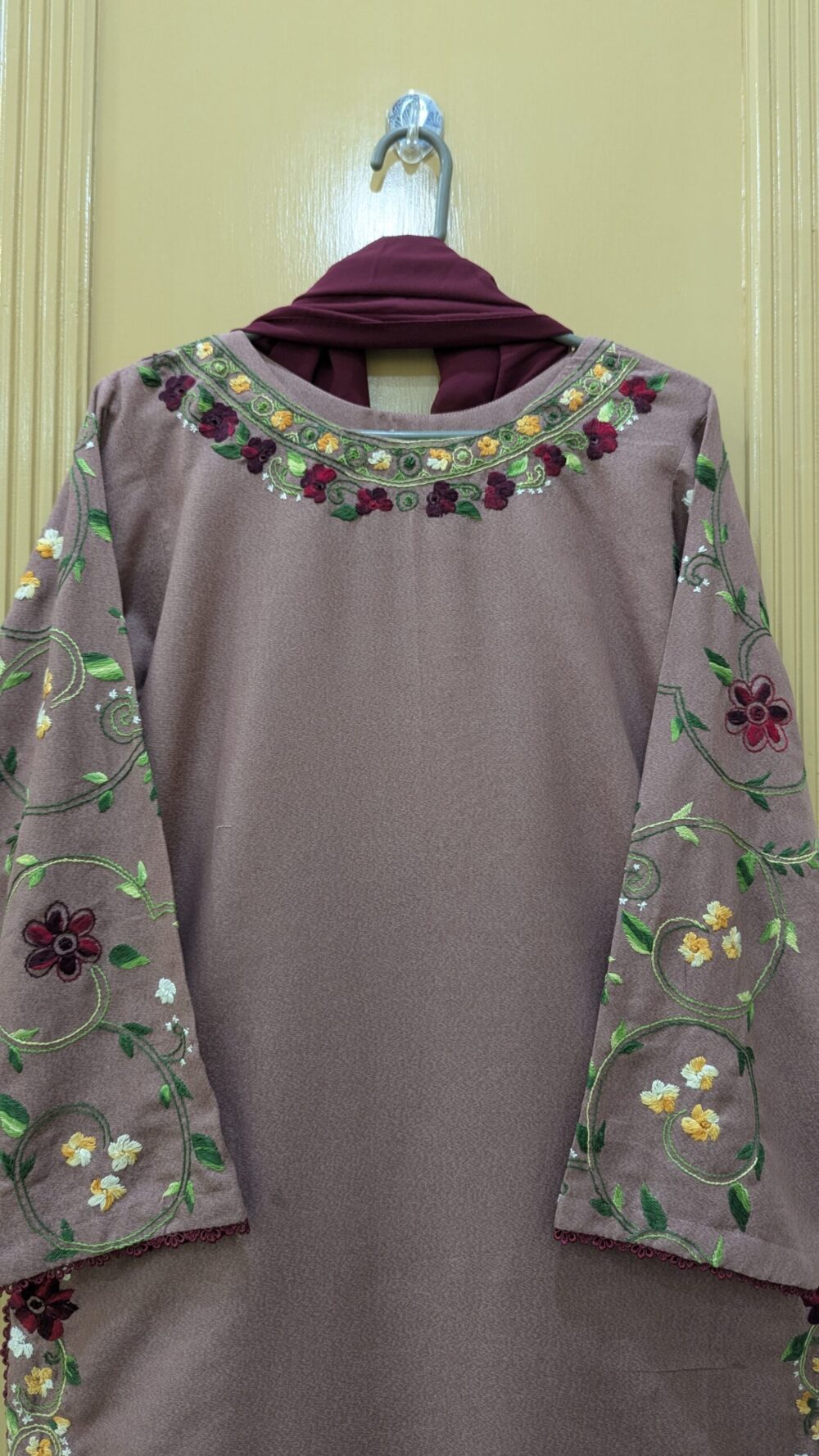 5 Elegant Hand-Embroidered Lawn Karandi Outfit